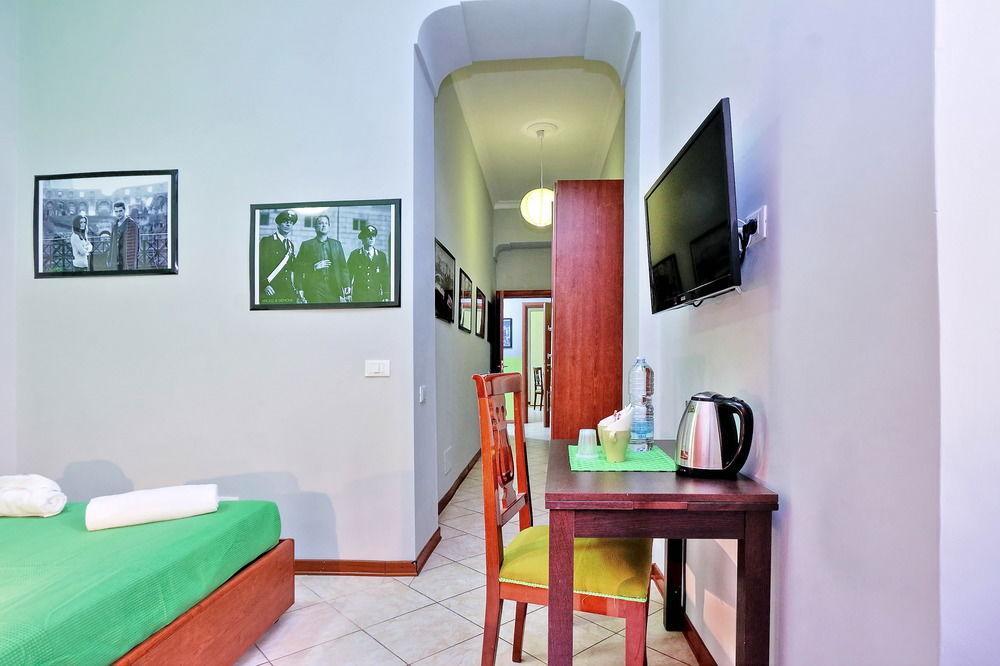 Lucky Domus Rooms โรม ภายนอก รูปภาพ