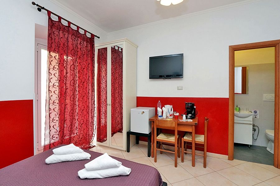 Lucky Domus Rooms โรม ภายนอก รูปภาพ