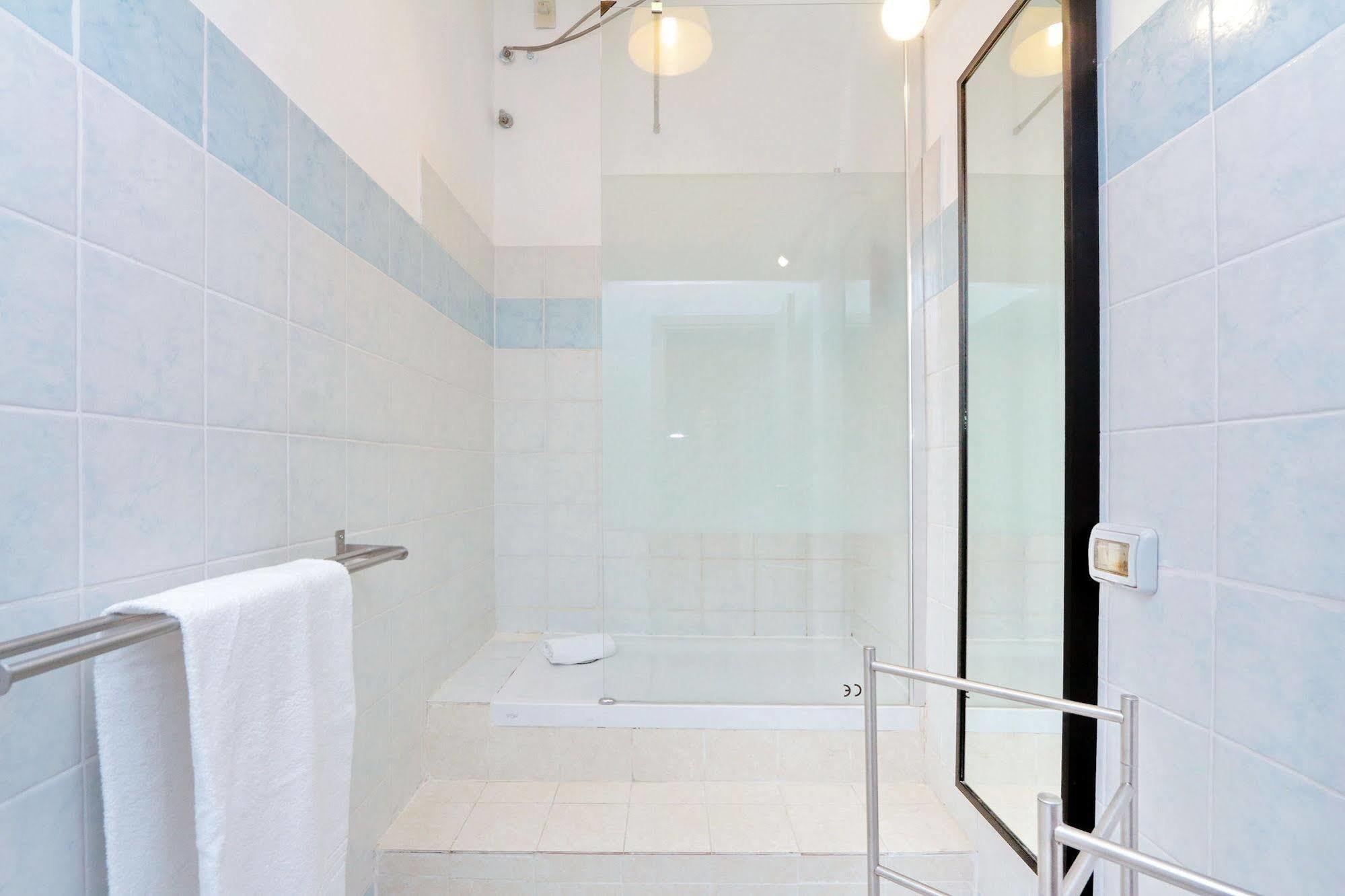 Lucky Domus Rooms โรม ภายนอก รูปภาพ