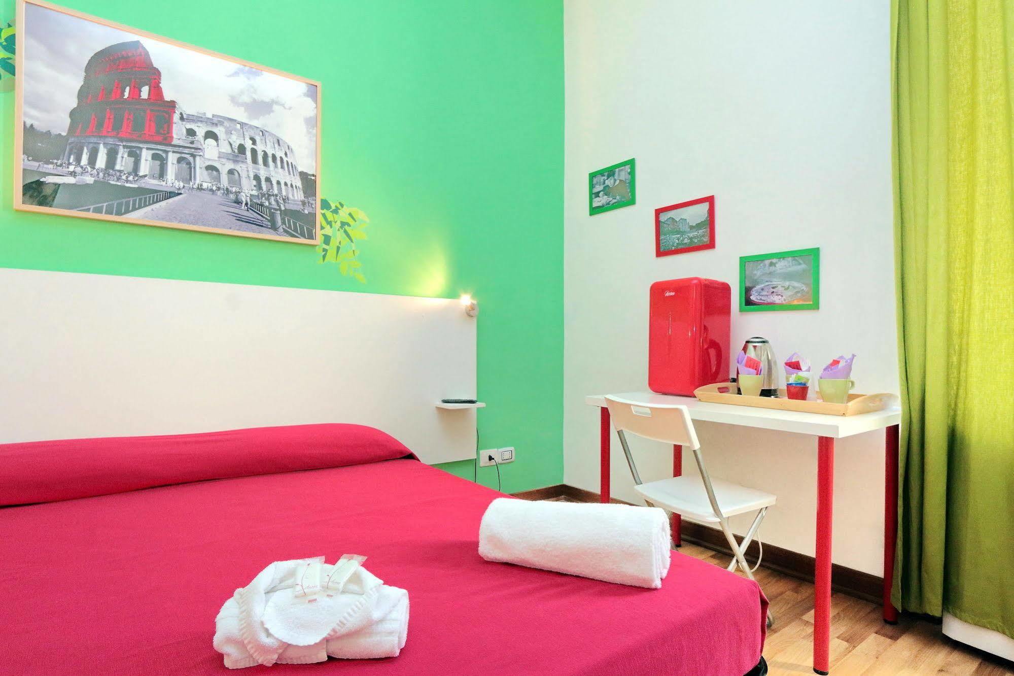 Lucky Domus Rooms โรม ภายนอก รูปภาพ