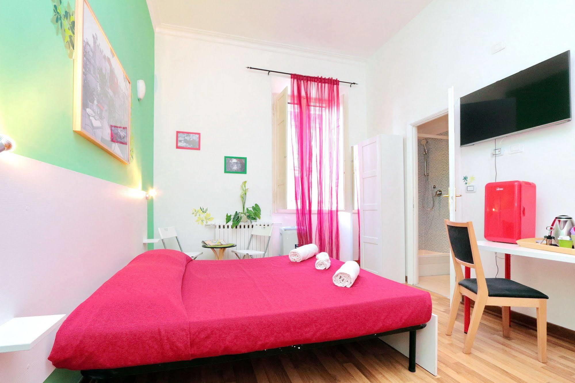 Lucky Domus Rooms โรม ภายนอก รูปภาพ